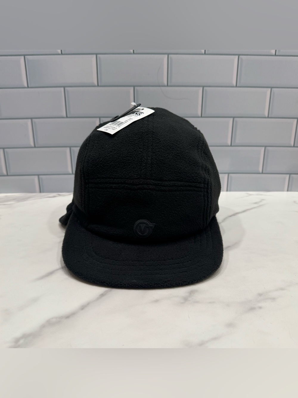 Brand New With Tags Vans Marshfield Trap Hat Ear Flaps Windbloc Mens Hat Black